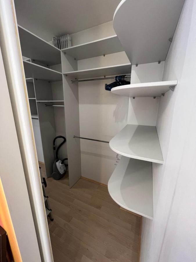 Lovely Apartments In Imanta With Free Parking Riga Extérieur photo