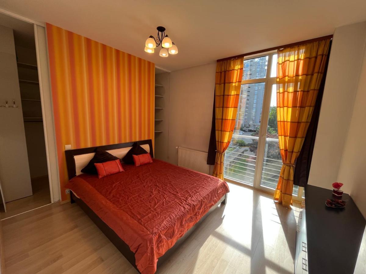 Lovely Apartments In Imanta With Free Parking Riga Extérieur photo